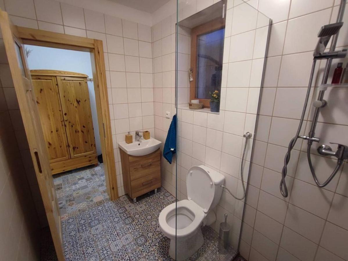 Lovely Fully-Equipped Studio In Tisa Village. Rocks Only 5 Minutes Walk מראה חיצוני תמונה
